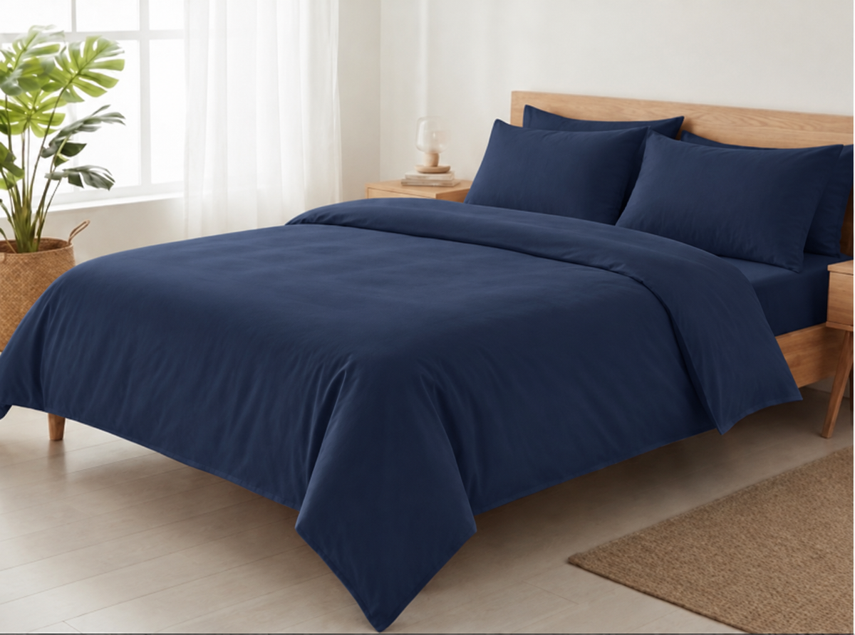 Plain Duvet Cover & 2 Plain Pillowcases – Elegant Design