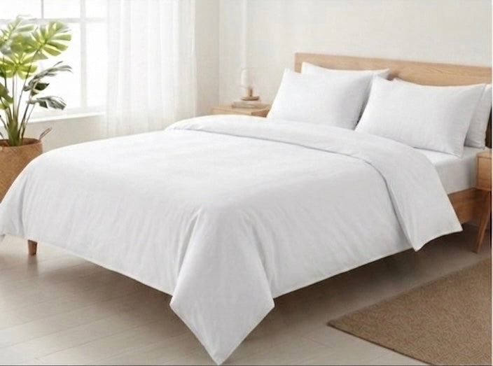 Plain Duvet Cover – Elegant Design