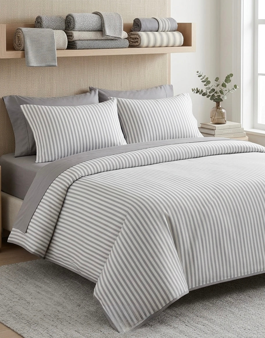 6-Piece Bedding Set – Plain Fitted Sheet & Duvet Cover with Pattern