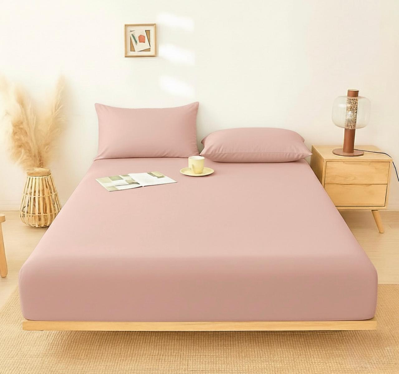 Fitted Bedsheet – Plain & Elegant