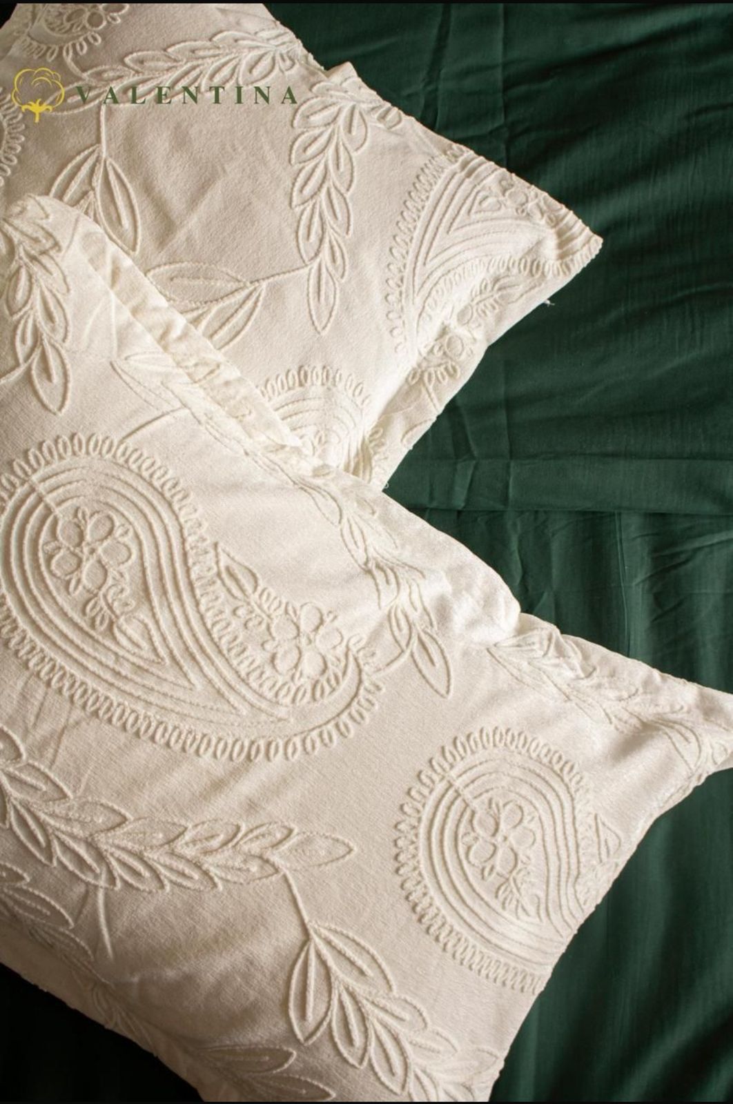 Bridal Bed Cover – Elegant Design