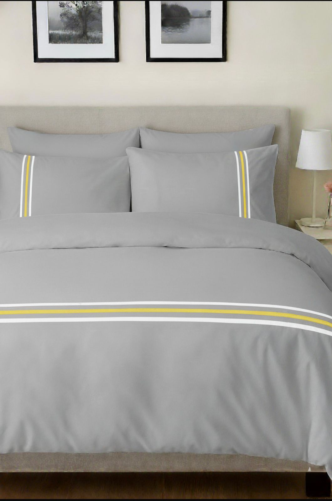 6-Piece Bedding Set – Plain Fitted Sheet & Duvet Cover with 3 Lines